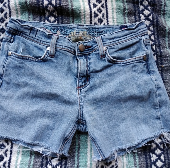 Vigoss ladies 7/8 Jean shorts, embellished - Picture 1 of 4